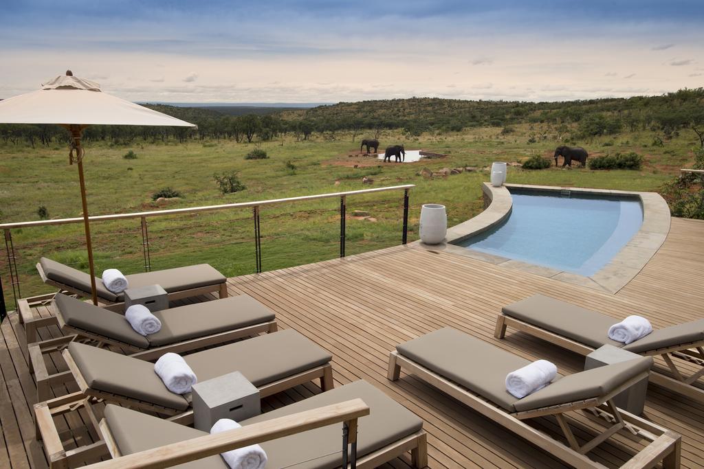 Mhondoro Safari Lodge & Villa Велґевонден-Ґейм-Резерв Екстер'єр фото