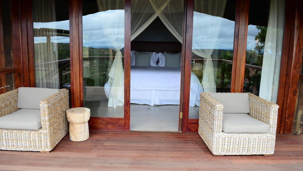 Mhondoro Safari Lodge & Villa Велґевонден-Ґейм-Резерв Екстер'єр фото